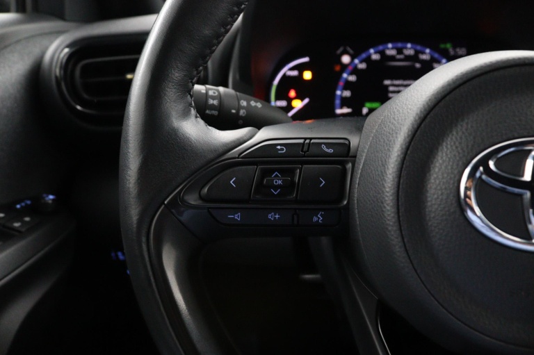 Toyota Yaris Cross - 1.5 Hybrid Adventure Limited AWD 18