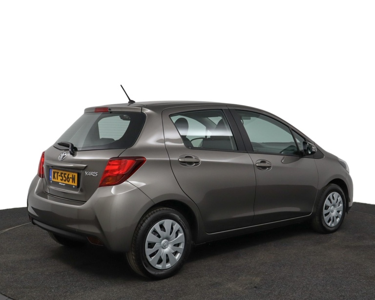 Toyota Yaris - 1.3 VVT-i Business Plus 2