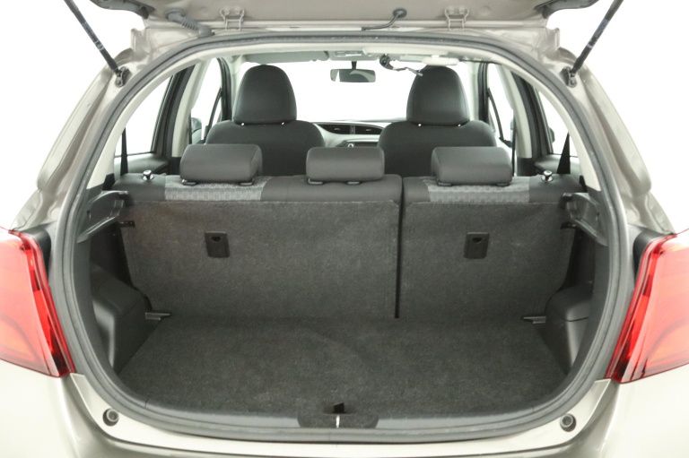 Toyota Yaris - 1.3 VVT-i Business Plus 24