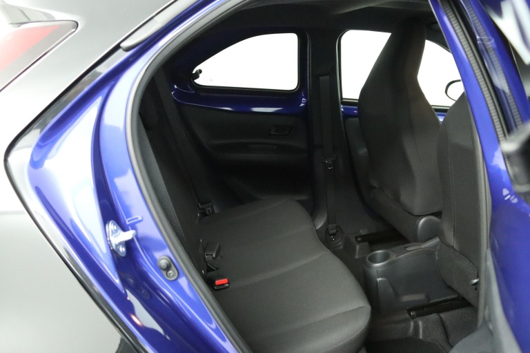Toyota Aygo X - 1.0 VVT-i MT Pulse 18