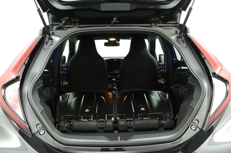 Toyota Aygo X - 1.0 VVT-i MT Pulse 26