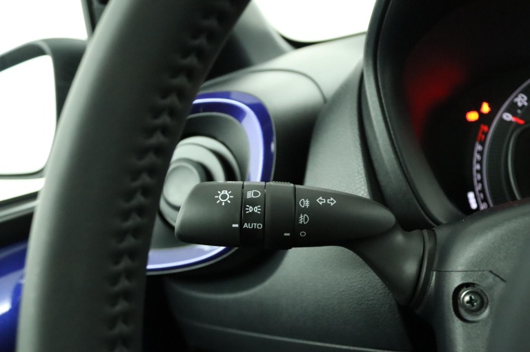 Toyota Aygo X - 1.0 VVT-i MT Pulse 30