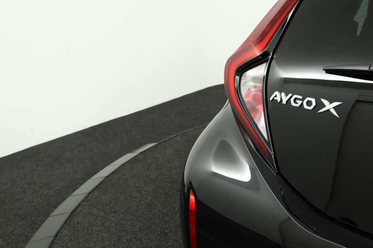 Toyota Aygo X - 1.0 VVT-i MT Pulse 37