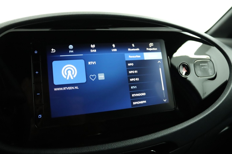 Toyota Aygo X - 1.0 VVT-i MT Pulse 8