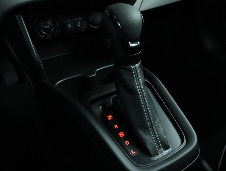 Suzuki Swift - 1.2 Select Smart Hybrid 26
