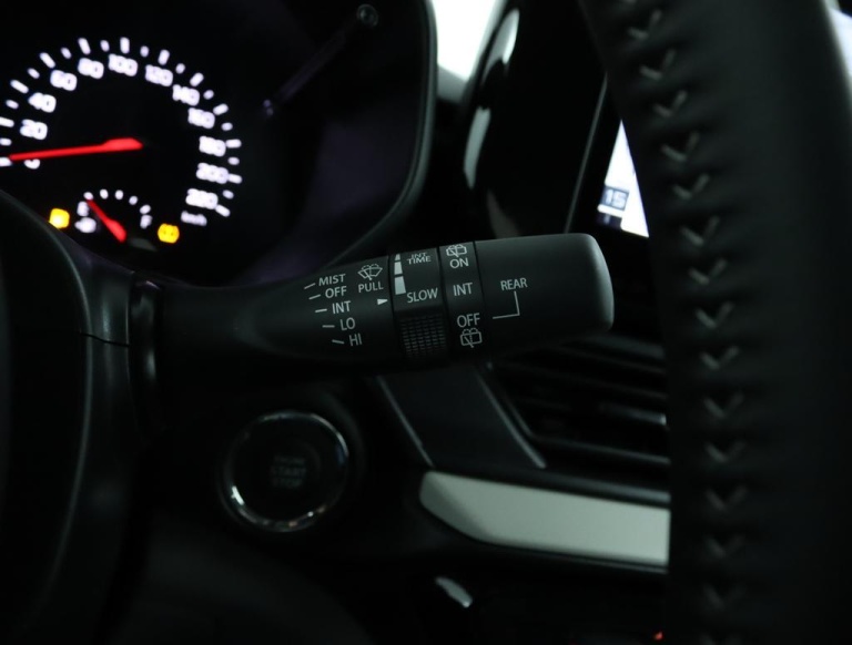 Suzuki Swift - 1.2 Select Smart Hybrid 31