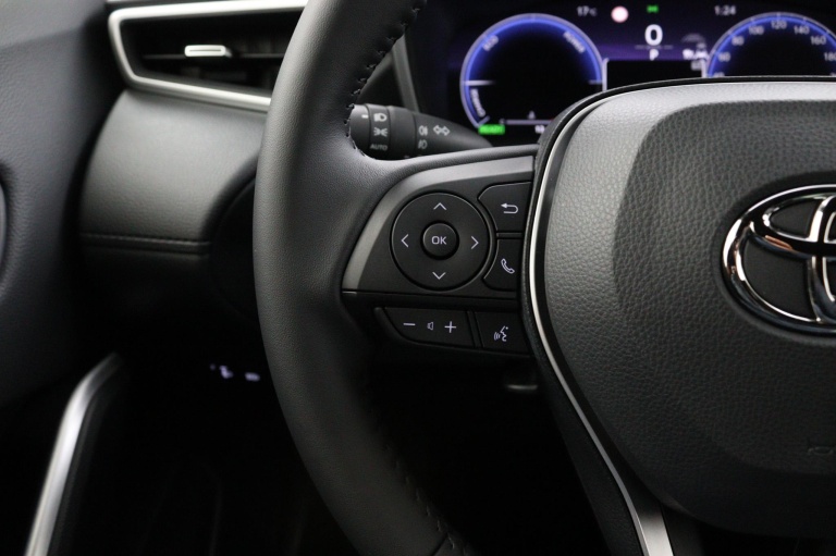 Toyota Corolla Cross - Hybrid 200 Style 18