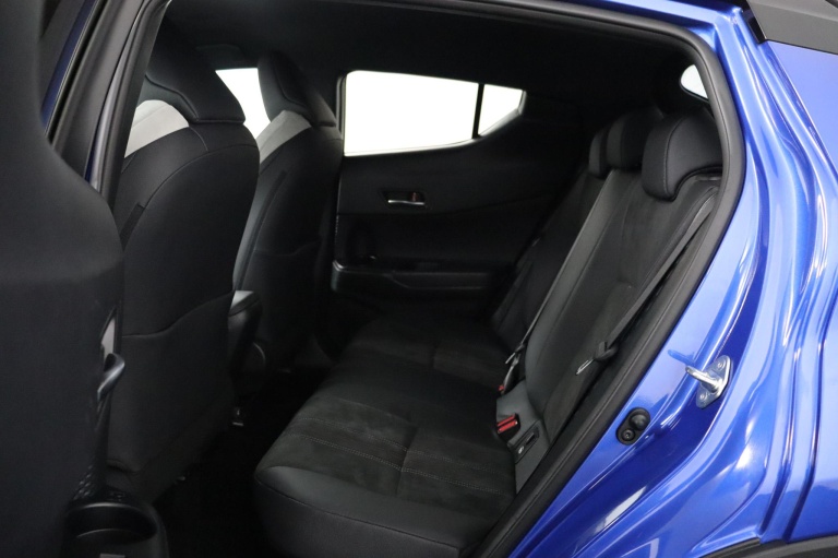 Toyota C-HR - 2.0 Hybrid GR-Sport 18