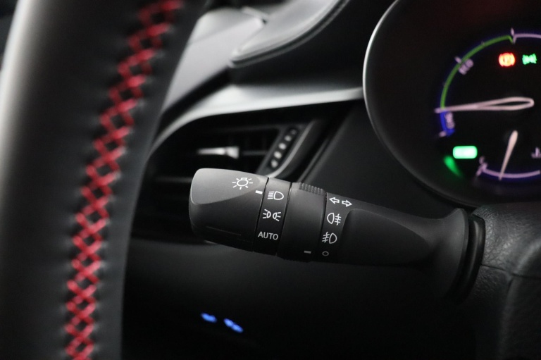 Toyota C-HR - 2.0 Hybrid GR-Sport 31