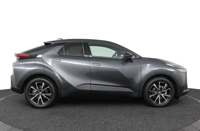 Toyota C-HR - 2.0 Plug-in Hybrid 220 Dynamic 13