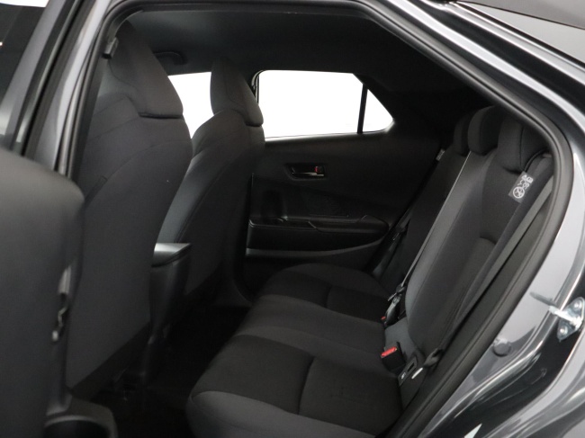 Toyota C-HR - 2.0 Plug-in Hybrid 220 Dynamic