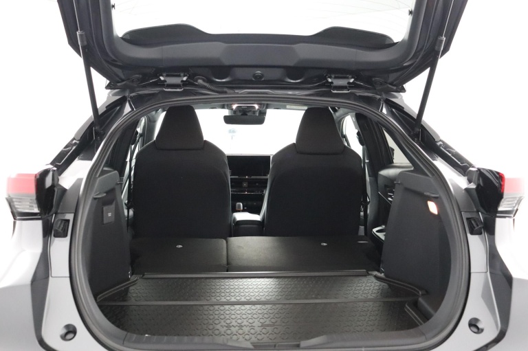 Toyota C-HR - 2.0 Plug-in Hybrid 220 Dynamic 25