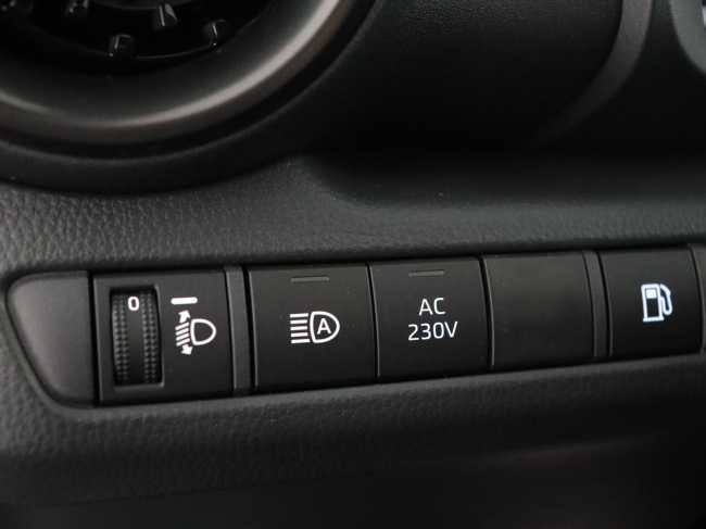 Toyota C-HR - 2.0 Plug-in Hybrid 220 Dynamic