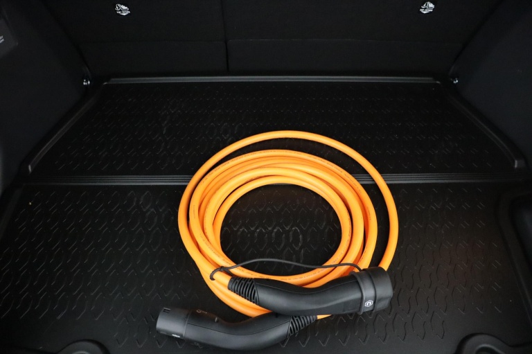 Toyota C-HR - 2.0 Plug-in Hybrid 220 Dynamic 34