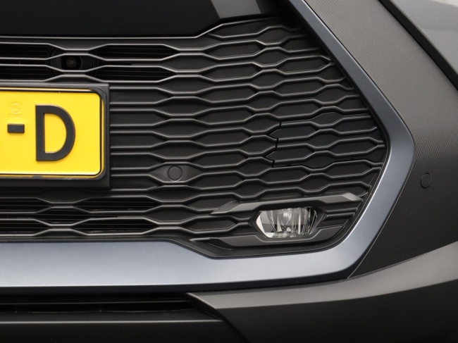 Toyota C-HR - 2.0 Plug-in Hybrid 220 Dynamic