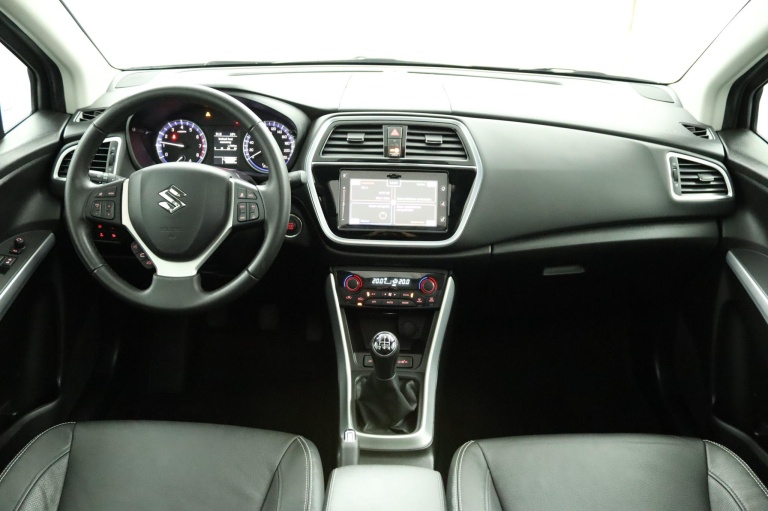 Suzuki S-Cross - 1.0 Boosterjet Stijl 4