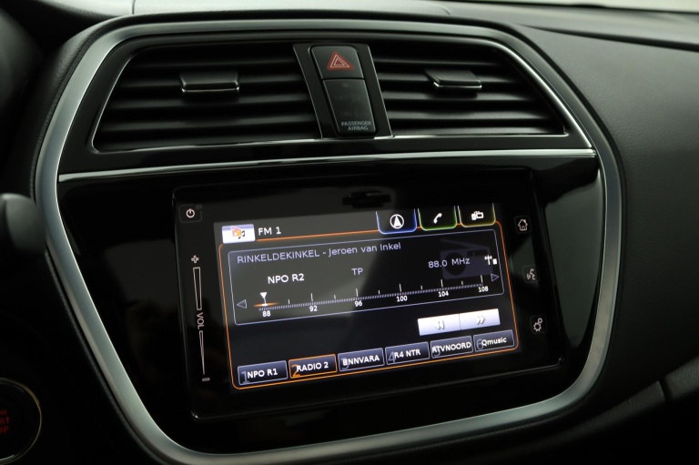 Suzuki S-Cross - 1.0 Boosterjet Stijl 9