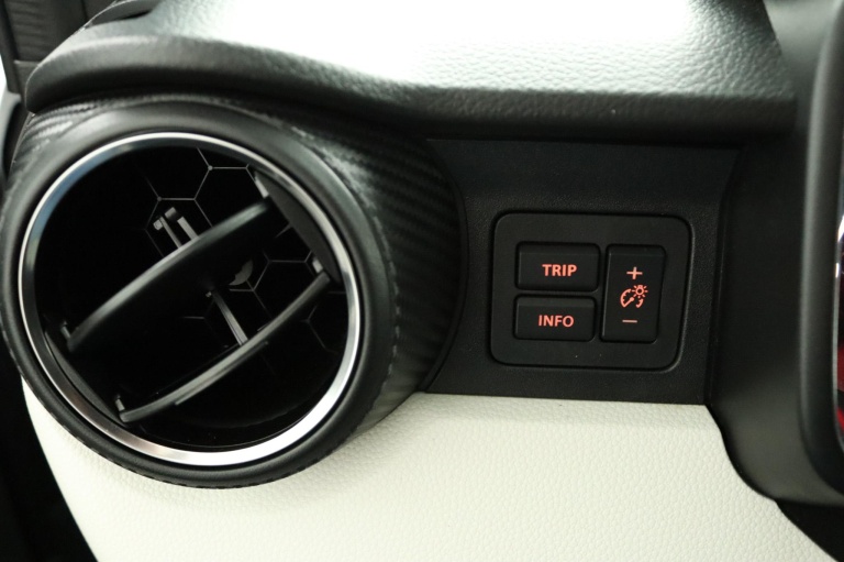 Suzuki Ignis - 1.2 Smart Hybrid Stijl 44