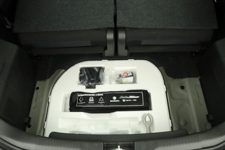 Suzuki Ignis - 1.2 Smart Hybrid Select 31