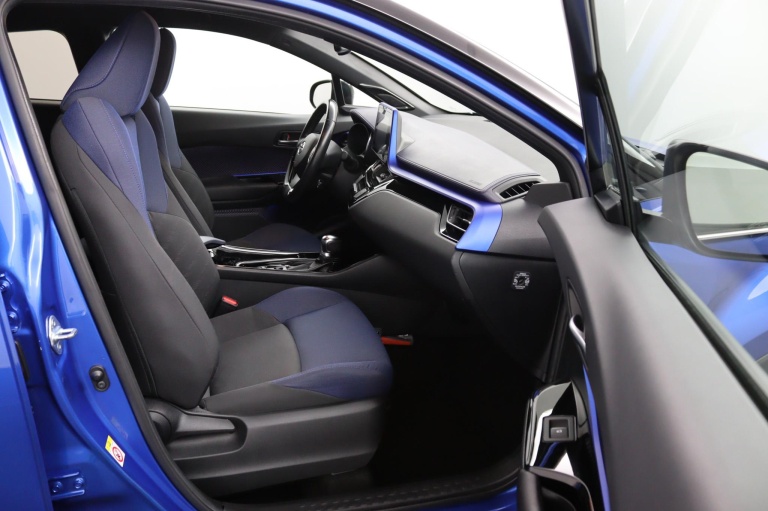 Toyota C-HR - 1.8 Hybrid Bi-Tone 10