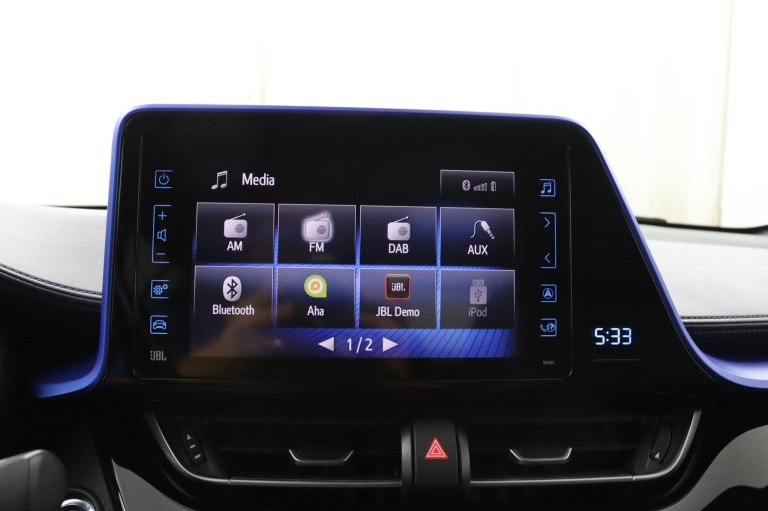Toyota C-HR - 1.8 Hybrid Bi-Tone 16
