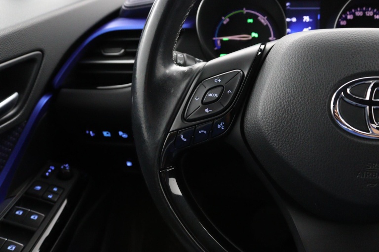 Toyota C-HR - 1.8 Hybrid Bi-Tone 20