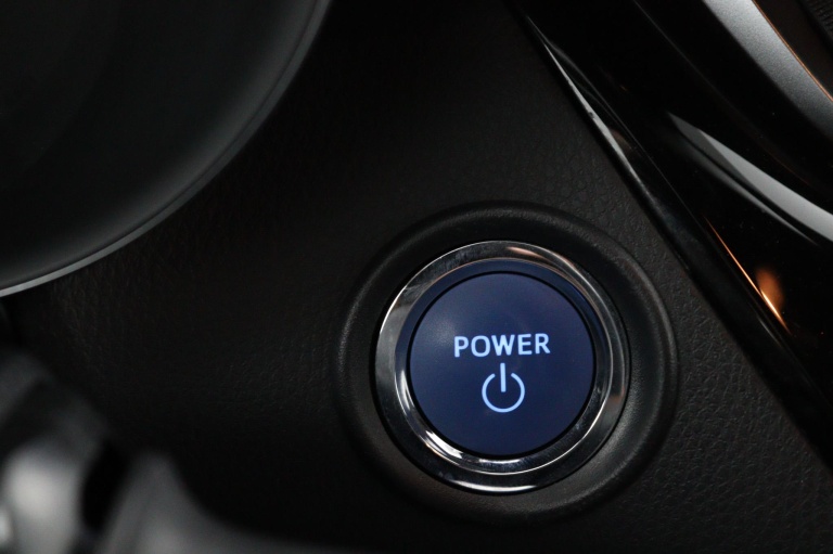 Toyota C-HR - 1.8 Hybrid Bi-Tone 22