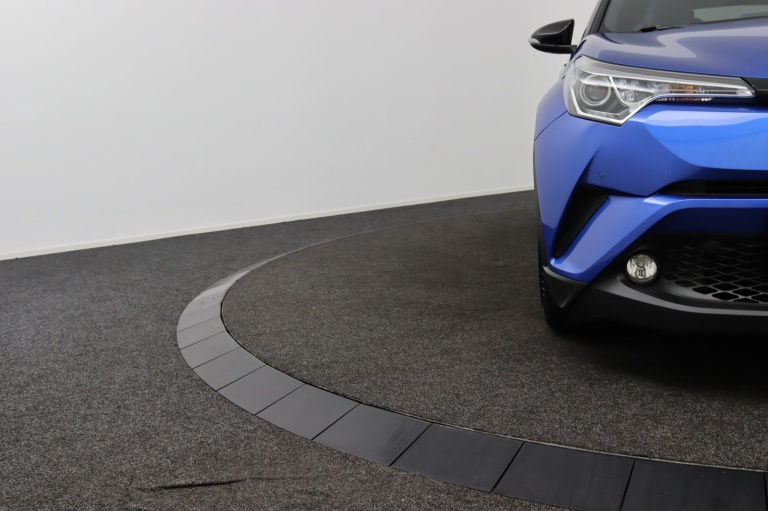 Toyota C-HR - 1.8 Hybrid Bi-Tone 37
