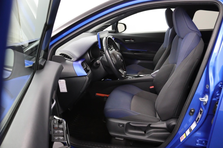 Toyota C-HR - 1.8 Hybrid Bi-Tone 9