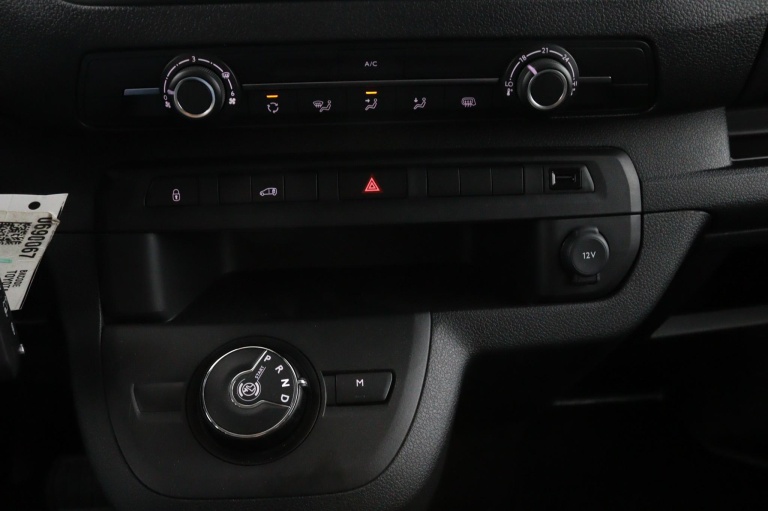 Toyota PROACE Worker Dubbele Cabine - 2.0 D-4D Live Long 18