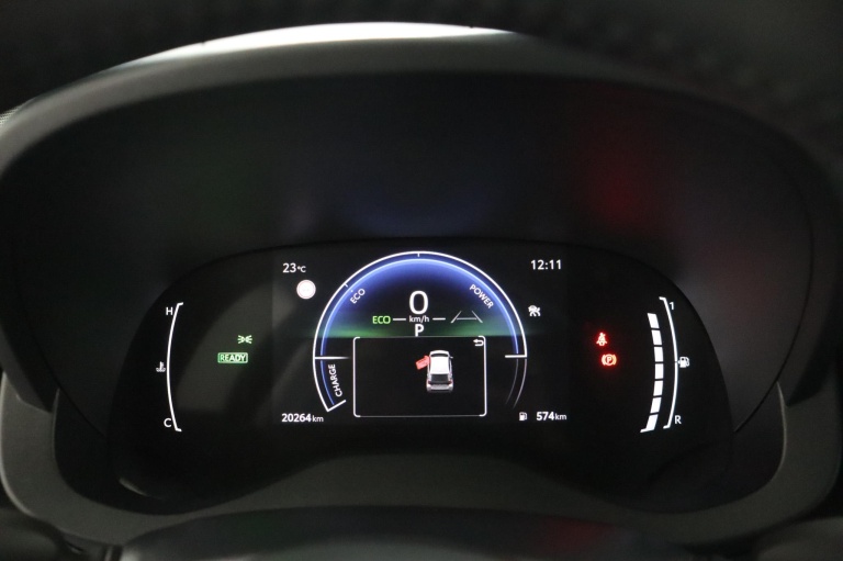 Toyota Yaris - 1.5 Hybrid 115 First Edition 6