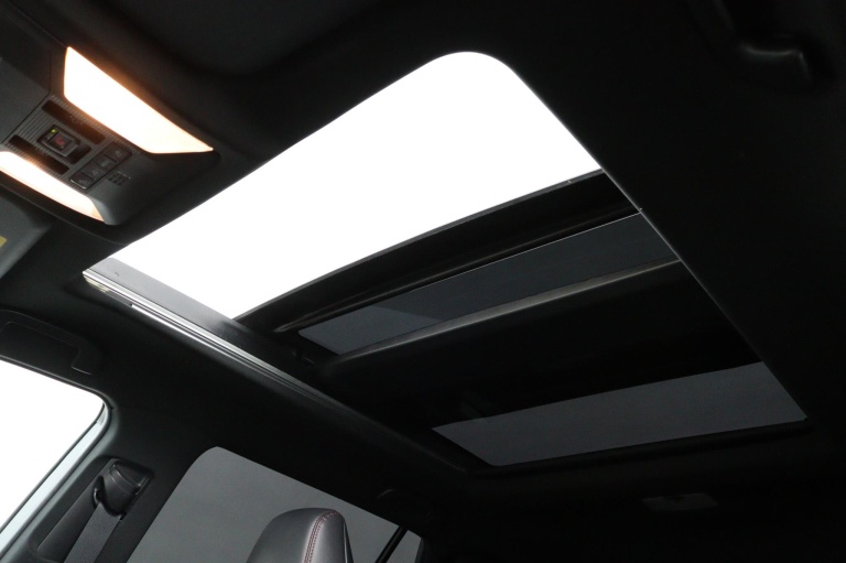 Toyota RAV4 - 2.5 Plug-in Hybrid AWD Bi-Tone Plus 10