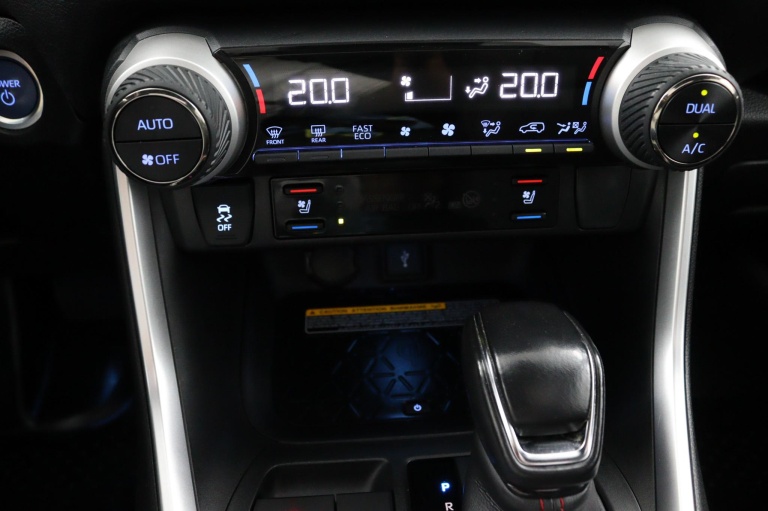 Toyota RAV4 - 2.5 Plug-in Hybrid AWD Bi-Tone Plus 21