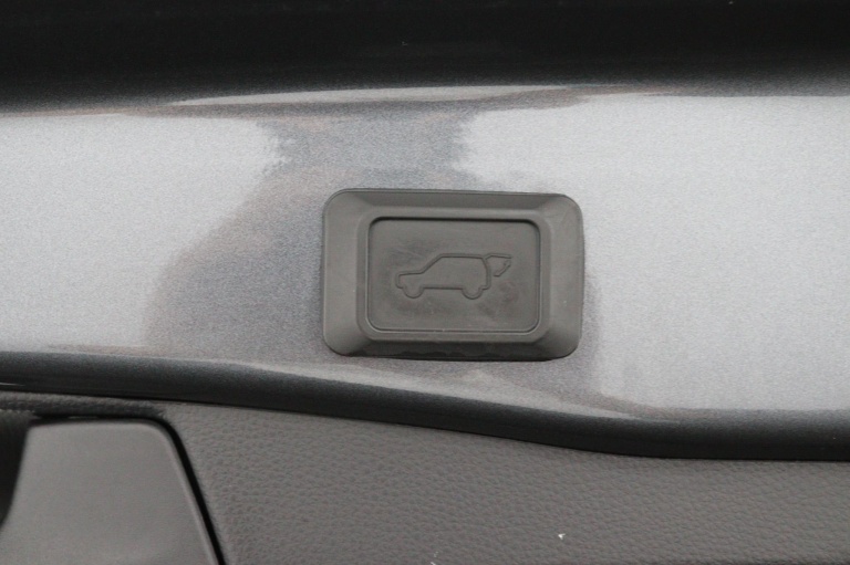 Toyota RAV4 - 2.5 Plug-in Hybrid AWD Bi-Tone Plus 35