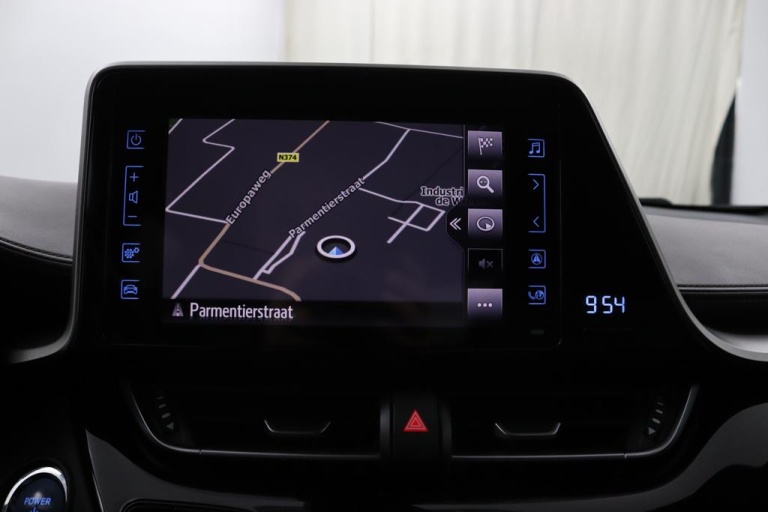 Toyota C-HR - 1.8 Hybrid Executive 13