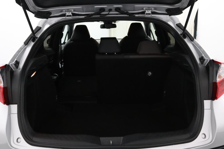 Toyota C-HR - 1.8 Hybrid Executive 32