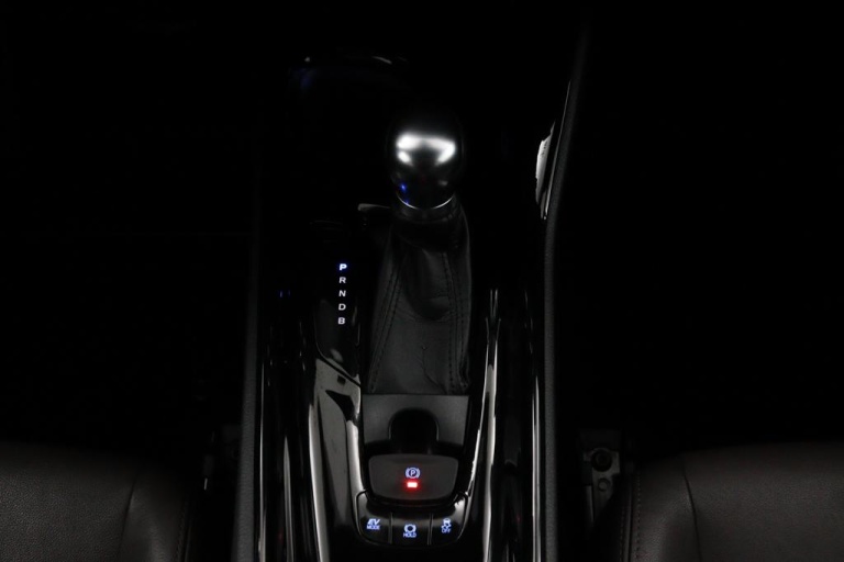Toyota C-HR - 1.8 Hybrid Executive 33