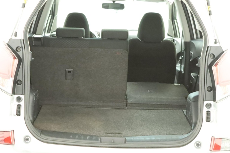 Toyota Verso-S - 1.3 VVT-i Trend 25