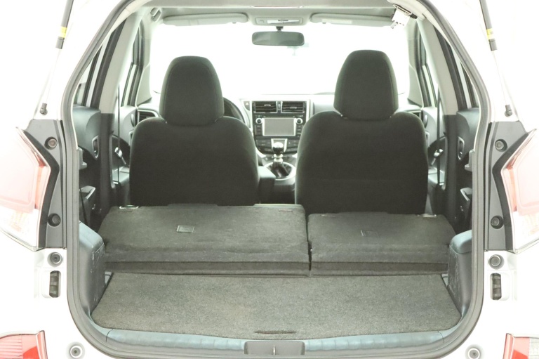 Toyota Verso-S - 1.3 VVT-i Trend 26
