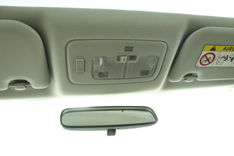 Toyota Verso-S - 1.3 VVT-i Trend 32