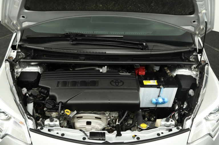 Toyota Verso-S - 1.3 VVT-i Trend 34