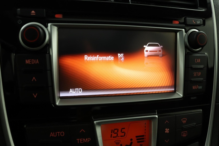 Toyota Verso-S - 1.3 VVT-i Trend 45