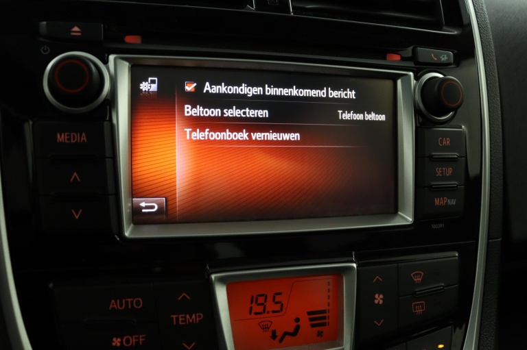 Toyota Verso-S - 1.3 VVT-i Trend 46