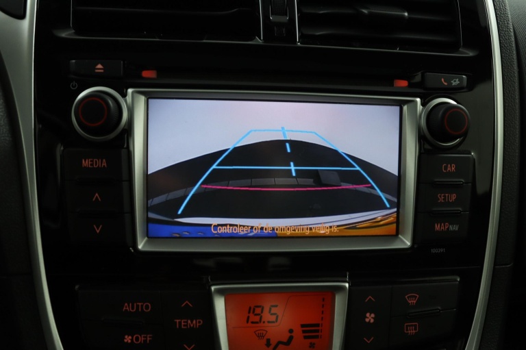 Toyota Verso-S - 1.3 VVT-i Trend 9