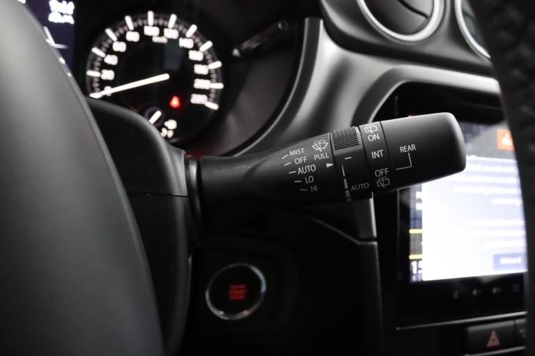 Suzuki Vitara - 1.5 Hybrid Select 27