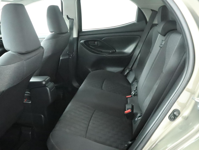 Toyota Yaris - 1.5 Hybrid 115 First Edition 18