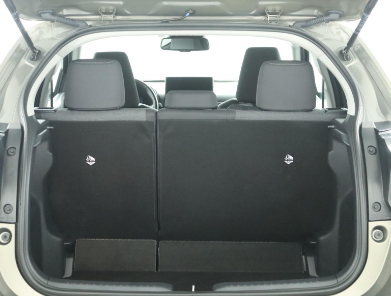 Toyota Yaris - 1.5 Hybrid 115 First Edition 23