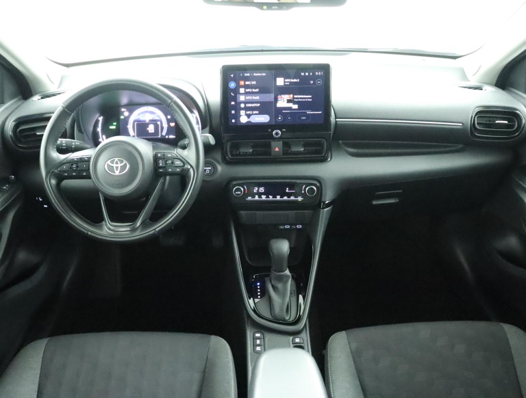 Toyota Yaris - 1.5 Hybrid 115 First Edition 4
