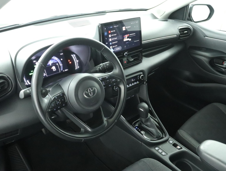 Toyota Yaris - 1.5 Hybrid 115 First Edition 64