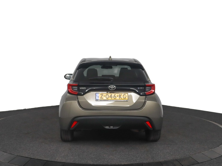 Toyota Yaris - 1.5 Hybrid 115 First Edition 69
